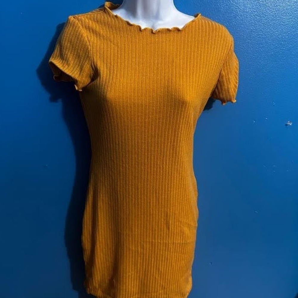 Yellow dress